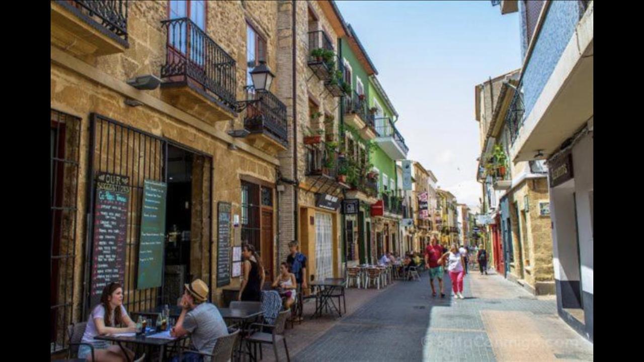 Apartamento Jardines de Las Marinas con una gran terraza Dénia Exterior foto