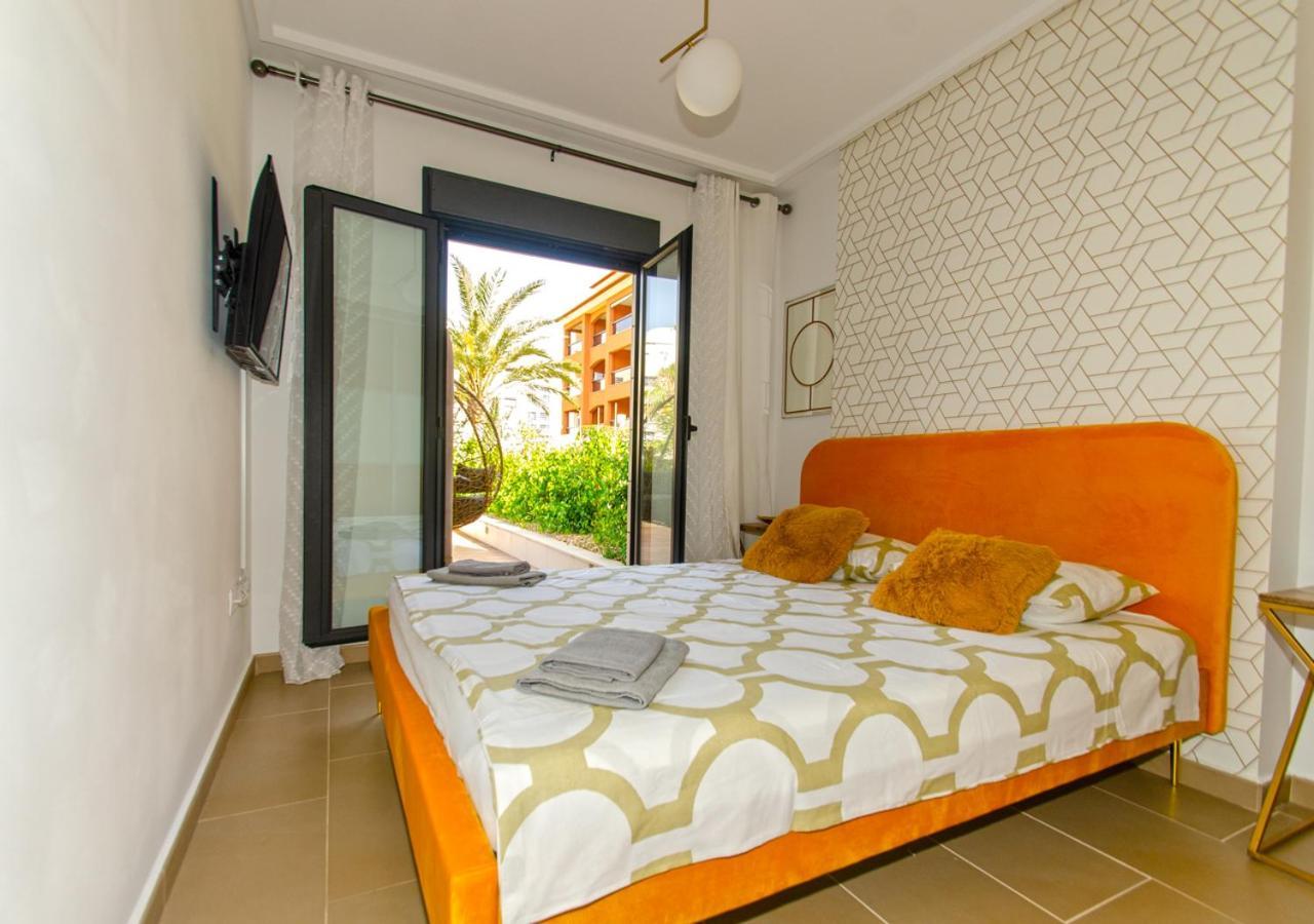 Apartamento Jardines de Las Marinas con una gran terraza Dénia Exterior foto